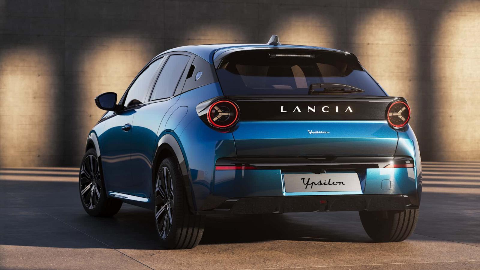Nέα Lancia Ypsilon: Ηλεκτρική με 156 άλογα, έρχεται και ήπια υβριδική